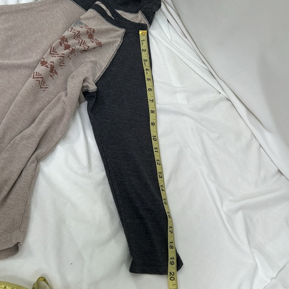 Billabong American Flag Baseball T-Shirt Size Medium - Picture 7 of 9